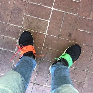 Meet your Posher, Dominic